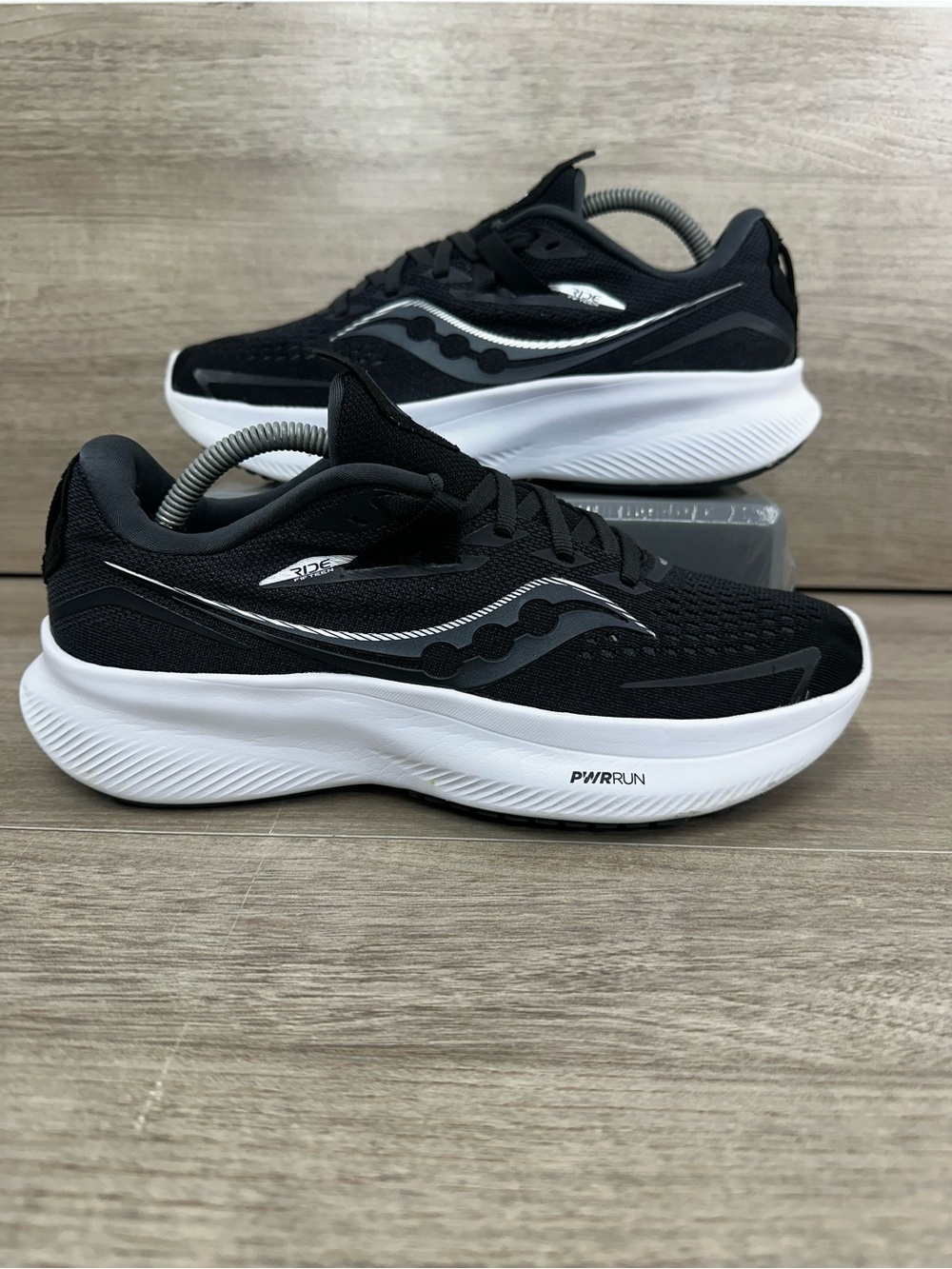 Saucony Ride 15 Womens 7 Shoes Black Running Walking Sneaker S10729-05